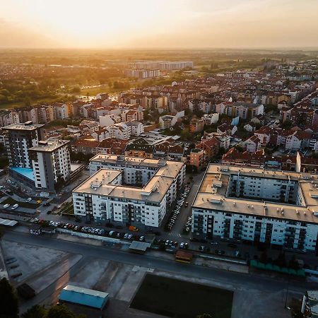 Sajam 1 Apartment Novi Sad Luaran gambar