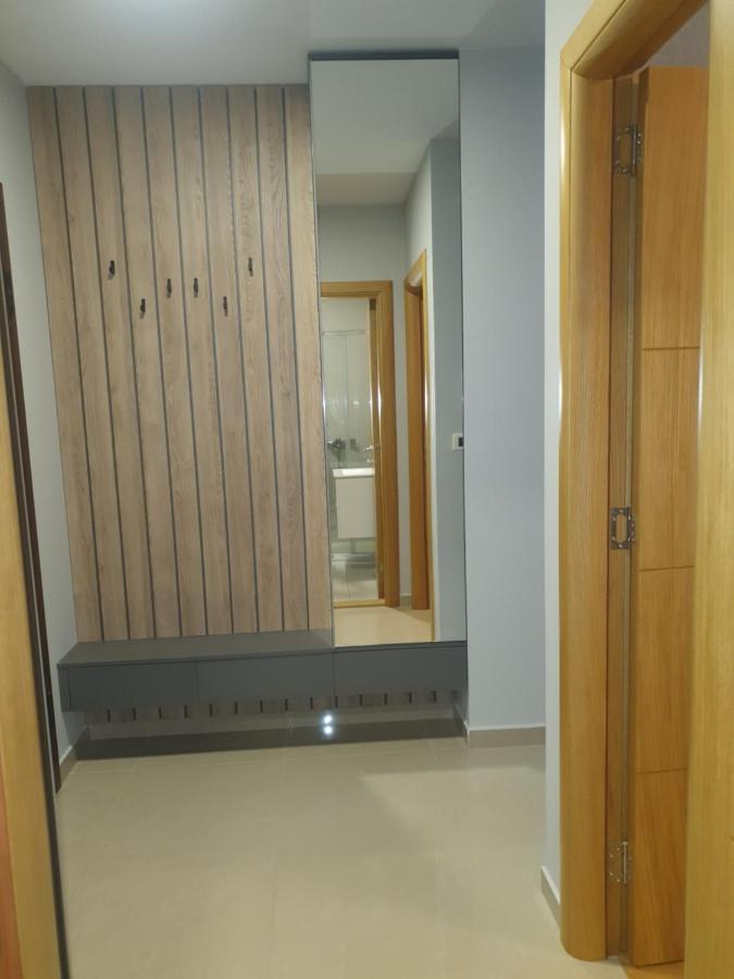 Sajam 1 Apartment Novi Sad Luaran gambar