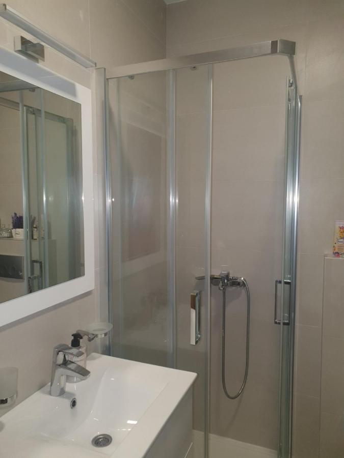 Sajam 1 Apartment Novi Sad Luaran gambar